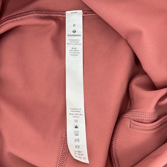 lululemon athletica “Wunder Under High Rise Tight 28”, Size 8 - Picture 10 of 11